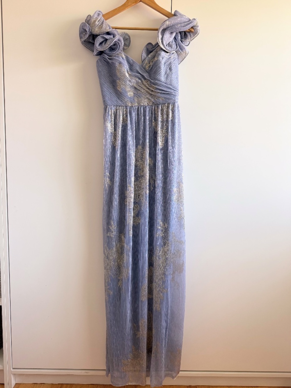 After Six Ruffle Off the Shoulder Metallic Column Gown in Larkspur Blue Size S